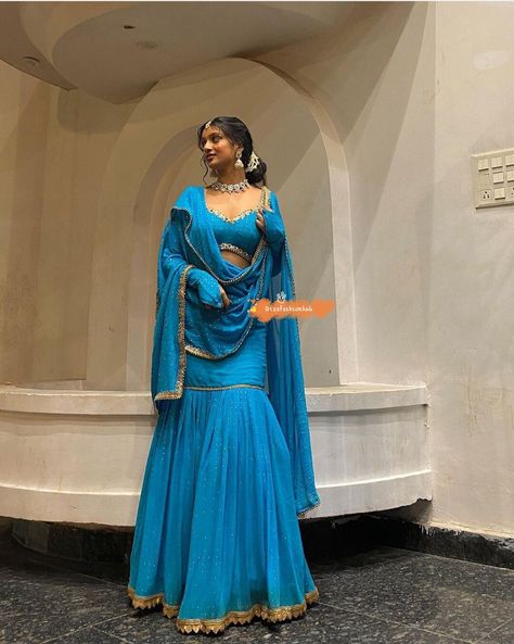 Chiffon Blue Dress, Blue Indian Outfit, Sky Blue Lehenga, Indian Outfits Modern, Diwali Fashion, Indian Wedding Guest, Birthday Wear, Dot Outfit, Dupatta Lace