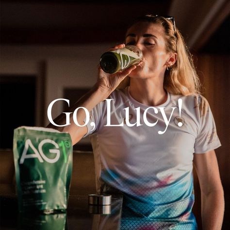 AG1 von Athletic Greens (@drinkag1de) • Instagram-Fotos und -Videos Lifestyle Medicine, Fitness Supplement Photography, Supplement Branding, Supplement Ads, Supplement Bottle Photography, Green Supplements, Greens Supplement, Greens Supplement Powder, Athletic Greens