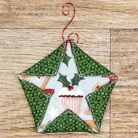 Fabric Ornament, Christmas Sewing Projects, Star Ornaments, Homemade Christmas Decorations, Quilted Ornaments, Quilted Christmas Ornaments, Fabric Pen, Star Quilt Patterns, Scrap Fabric