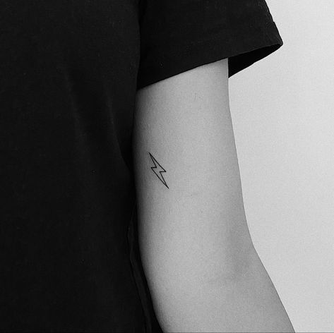 Thunder Tattoo Design, Thunder Tattoo, Line Work Tattoo, Black B, S Tattoo, Minimal Tattoo, Armband Tattoo, Tattoo Ideas Design, Angel Tattoo Men