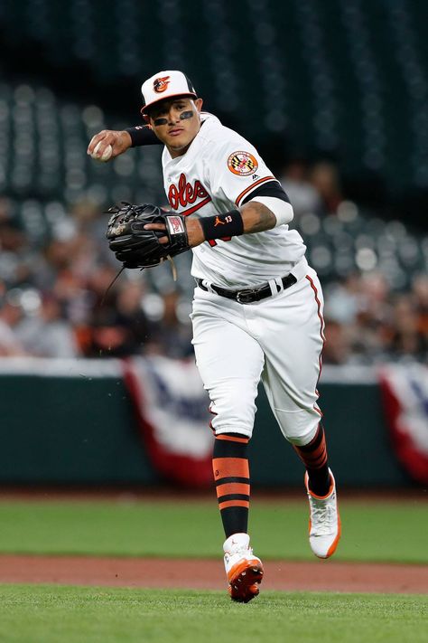 Manny Machado Orioles, Manny Machado Wallpaper, Baseball Drip, Baseball Things, Baseball Pics, Baseball Wallpaper, Baseball Guys, Baseball Pictures, Mlb Players