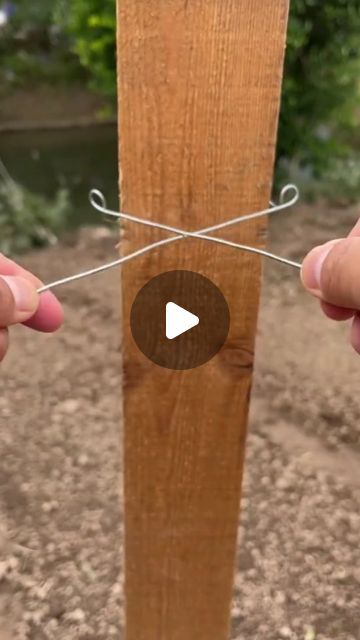 Diy Home Repair, Neat Ideas, Diy Life Hacks, Diy Life, Home Repair, Household Hacks, Fence, Life Hacks, Home Diy