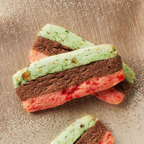 Italian Spumoni Cookies Recipe -These festive cookies look and taste like they're made from scratch. But refrigerated cookie dough makes them a cinch to create. We'll never tell your secret! —Taste of Home Test Kitchen Spumoni Cookies, Amazing Deserts, Christmas Baking Easy, Xmas Cookie, Italian Sweets, Italian Cookie, Italian Cookie Recipes, Cherry Desserts, Baking Cocoa