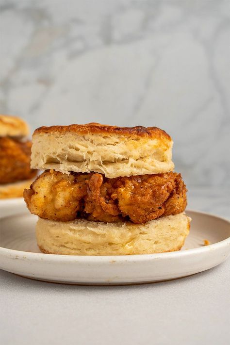 Crunchy, sweet and snack-sized, these chicken biscuits are irresistible Over Fried Chicken, Honey Butter Chicken Biscuit, Joshua Weissman, Chicken Biscuits, Honey Butter Chicken, Crispy Chicken Tenders, Biscuit Sandwich, Buttermilk Chicken, Chicken And Biscuits