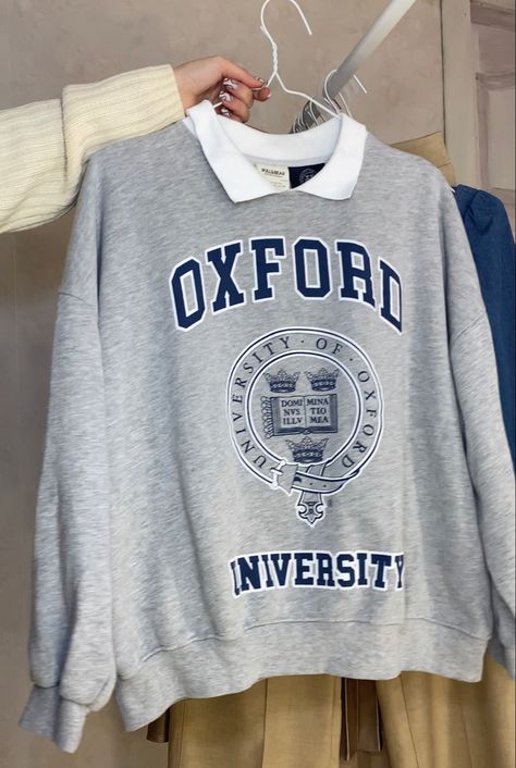 Oxford University Aesthetic Outfit, Janice Core, College Shirt Design, University Merch, University Inspiration, Outer Style, College Shirt, University Outfit, College Shirts