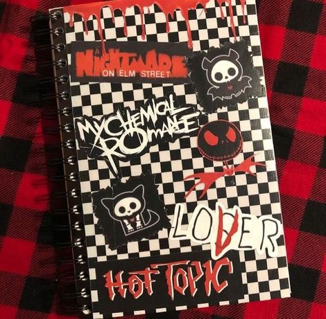 2000s Emo Aesthetic, Scene Kid Aesthetic, Scene Aesthetic, Scene Core, Emo Aesthetic, 2000s Emo, Sketchbook Cover, Scene Queens, Emo Art