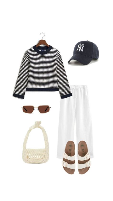 Coastal grandmother new england hamptons cool girl aesthetic fashion inspiration casual outfit idea outfit inspiration style board Beach Outfit Winter, Grandmother Outfit, New England Beach, Cool Girl Aesthetic, Classic Outfits For Women, Casual Outfit Idea, Inspo Fits, Coastal Grandmother, Fall Fits