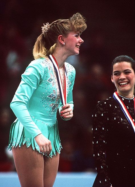 English Presentation, Triple Axel, Nancy Kerrigan, I Tonya, Tonya Harding, Gaslight Gatekeep Girlboss, Sports Personality, Fashion Figure, Award Ceremony