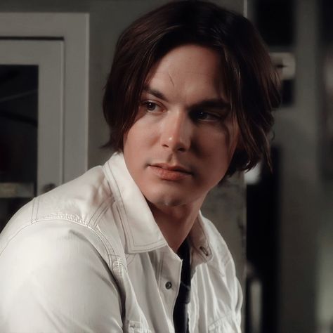 Pll Caleb, Rivers Icons, Caleb Rivers, Mike Montgomery, Liar Liar, Smash Book, Pretty Little Liars, The Fosters, Tv Shows