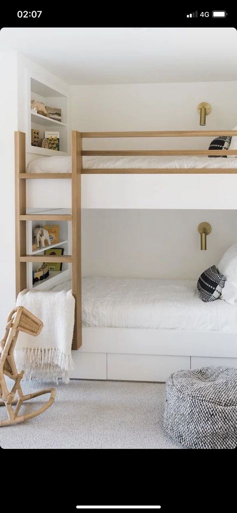 Toddler Room With Bunk Beds, Bunk Bed Built In, Kids Room With Bunk Beds, Small Bunk Room Ideas, Built In Bunk Room, Built In Bunk Beds Small Room, Bunk Bed Ideas For Small Rooms, Scandinavian Bunk Beds, Bunk Beds Ideas