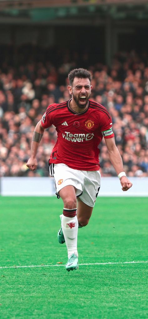 United Wallpaper, Bruno Fernandes, Manchester United Legends, Manchester United Wallpaper, Manchester United Fans, Soccer Pictures, Football Wallpaper, Sport Soccer, Man United