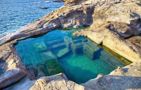 Roman sea swimming pools in Cala Furia ,near Livorno,Italy - 9GAG Sea Swimming, Piscina Interior, Roman Republic, Plunge Pool, Colmar, Ancient Romans, Fort Lauderdale, Empire State, Granada