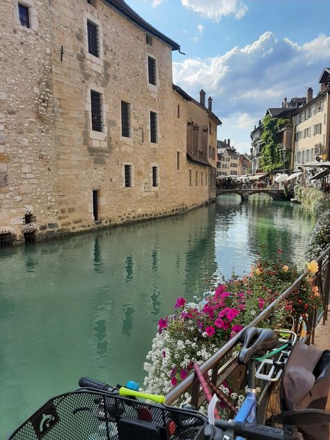 Small French Town Aesthetic, French Town Aesthetic, Aesthetic River, River Aesthetic, Lake Aesthetic, French Landscape, Lake Annecy, Aesthetic Lake, France Summer