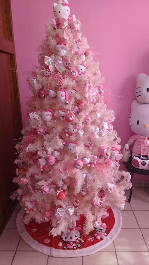 Hello Kitty Navidad, Hello Kitty Outfit, Hello Kitty Christmas Tree, Hello Kitty Room Decor, Images Hello Kitty, Hello Kitty House, Hello Kitty Rooms, Charmmy Kitty, Kitty Christmas