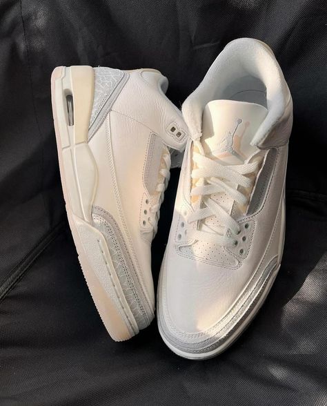 Air Jordan 3 Craft 'IVORY' #airjordans #airjordan3 #jordan3 Air Jordan 3, March 27, Jordan 3, Nike Jordan, Air Jordan, Air Jordans, Jordan, Nike, Sneakers