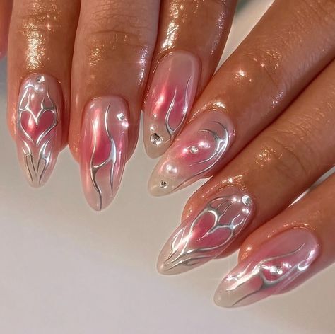 Pink Aura Nails With Chrome, Japanese Hard Gel Nails, Dreamy Nail Art, Chrome Aura Nails, Pink Aura Nails, White Chrome Nails, Silver Nail Designs, Aesthetic Nail, Pink Chrome Nails