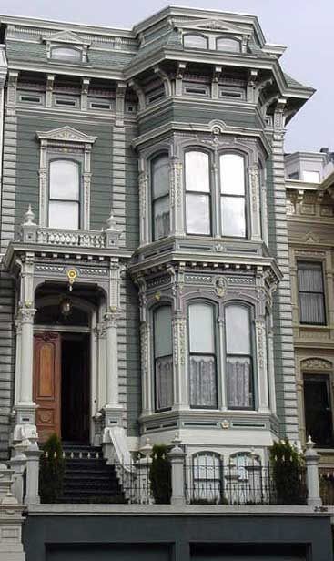 San Francisco Townhouse Bloxburg, Bloxburg San Francisco House, Cinematic Storyboard, Victorian Era Architecture, Victorian Facade, San Francisco Victorian Houses, Old Victorian Mansions, Victorian Architecture Interior, San Francisco Victorian