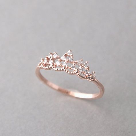 Princess Tiara Ring, Pink Morganite Engagement Ring, Tiara Ring, Engagement Ring White Gold, Ringe Gold, Morganite Engagement Ring, Emerald Engagement Ring, Rose Gold Engagement Ring, Engagement Rings Sapphire