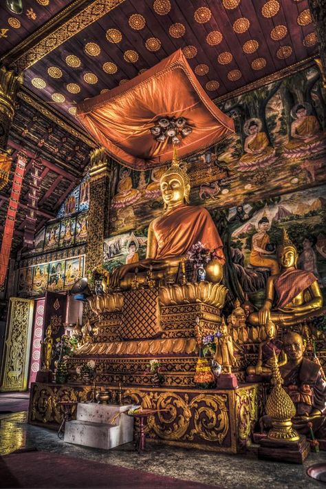 Thai Buddha Statue, Theravada Buddhism, Luang Prabang Laos, Buddhist Shrine, Golden Buddha, Buddha Temple, Buddhist Altar, Asian Architecture, Vientiane