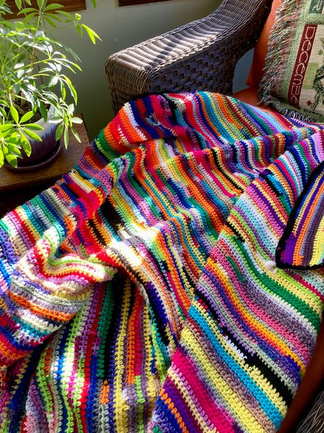 Chunky Scrap Yarn Blanket, Scrap Yarn Shawl, Crochet Blanket Funky, Leftover Yarn Blanket, Crochet Scraps Blanket, Yarn Scraps Crochet Blanket, Scrap Knitted Blanket, Leftover Crochet Yarn Projects, Funky Crochet Blanket Pattern