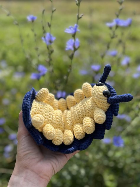 Roly Poly Pill Bug Crochet pattern by Tumannart Roly Poly Crochet Pattern, Pill Bug Crochet, Crochet Roly Poly, Isopod Crochet Pattern, Beetle Amigurumi, Bug Crochet Pattern, Crochet Insect, Bug Crochet, Pill Bug