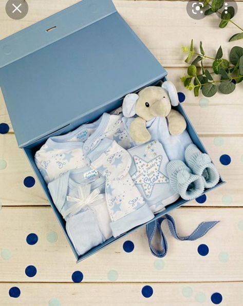 Newborn Boy Gift Ideas, Baby Boy Gift Ideas Newborn, Newborn Baby Boy Gift Ideas, Expecting Mom Gift Basket, Baby Shower Necklace, Baby Crafts Diy, Baby Shower Gift Basket, Baby Gift Hampers, Diy Baby Gifts