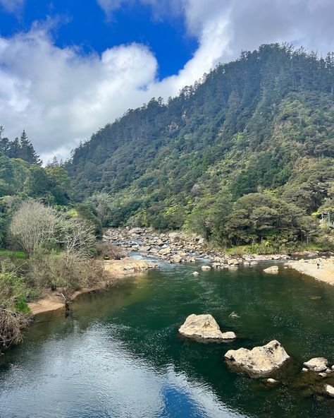 Karangahake Gorge lies between the Coromandel and Kaimai ranges, at the southern end of the Coromandel Peninsula in New Zealand’s North Island. www.greatnorthtours.co.nz Click the link in bio Coromandel Peninsula, Click The Link, New Zealand, Link In Bio, Range, On Instagram, Quick Saves