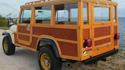 1982 American Motors Scrambler Woody Wagon - 2 Motor Scrambler, Jeep Adventure, Willys Wagon, Jeep Scrambler, Scrambler Custom, Travel Camper, Classic Jeeps, Military Jeep, American Motors Corporation