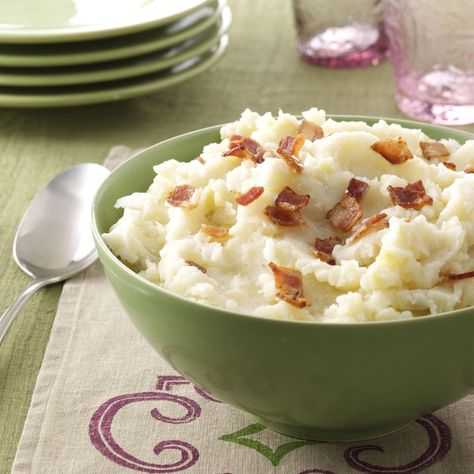 I love potatoes…especially mashed. When I came up with this combination, it was declared a winner. I serve this as a side dish when I have pork as an entree, but it's great with any meat. —Rebecca Page, Pensacola, Florida Potatoes And Apples, Make Ahead Mashed Potatoes, Butter Mashed Potatoes, Mashed Potatoes Recipe, Potatoes Recipes, Sweet Potato And Apple, Making Mashed Potatoes, Chicken Sweet Potato, German Recipes