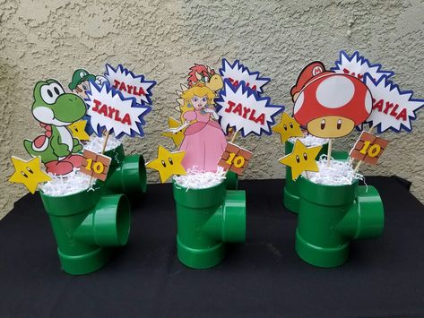 Mario Cart Centerpieces, Super Mario Party Table Decorations, Super Mario Bros Centerpieces, Super Mario Table Centerpieces, Super Mario Birthday Centerpieces, Mario Table Centerpiece, Super Mario Bros Party Centerpieces, Super Mario Centerpiece Ideas, Super Mario Bros Table Decor