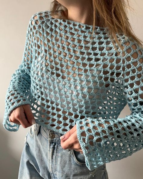 Oversized Crochet Mesh Sweater, Shrug Sweater Outfit, Crochet Top With Sleeves, Mesh Sweaters, Knit Mesh Sweater, Mesh Top Crochet, Crochet Mesh Sweater, Mesh Knit Sweater, Long Sleeve Crochet Top