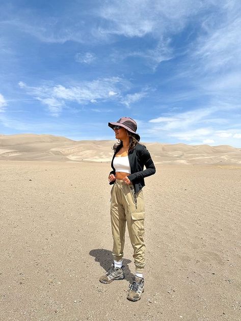 #Founditonamazon #amazonfashion #hiking these joggers are perfect for hiking and have lots of pockets! Amazon fashion outfit inspiration #LTKfit Beige Hiking Outfit, Jogger Cargo Pants Outfit, Athletic Joggers Outfit, Hiking Pants Outfit, Sand Dunes Outfit, Road Trip Outfit, Jogger Pants Outfit, Cargo Pants Outfit, Adventure Outfit