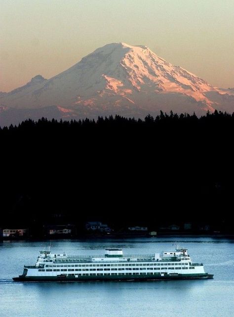 Ferry from Seattle to Bremerton passes under Mt. Rainier Bremerton Washington, Washington State Travel, American States, Washington Travel, Glacier Park, Evergreen State, Washington Usa, San Juan Islands, Big Move