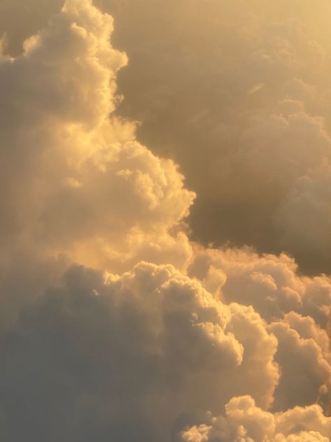 Aesthetic cloud wallpaper Golden Clouds Aesthetic, Angelcore Aesthetic Wallpaper, Golden Hour Aesthetic Wallpaper, Faces In Clouds, Daydreamer Aesthetic, Golden Hour Clouds, Angelic Clouds, Heavenly Aesthetic, Aesthetic Cloud Wallpaper