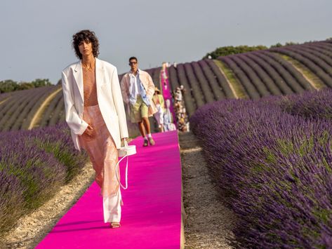 Jacquemus Announces a Summertime Runway Show, Titled ‘L’Amour’ | Vogue Jacquemus Fashion Show, Jacquemus Fashion, Women Template, Earth Month, Haute Couture Paris, Fall Couture, Casual Attire For Women, Karen Elson, Secret Location