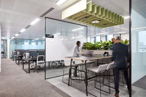 A Look Inside MHA MacIntyre Hudson’s New London Office - Officelovin' Music Office, Coworking Space Design, Collaboration Area, Collaborative Space, Large Open Plan Kitchens, Reception Desk Design, Collaborative Workspace, South Melbourne, Smart Office