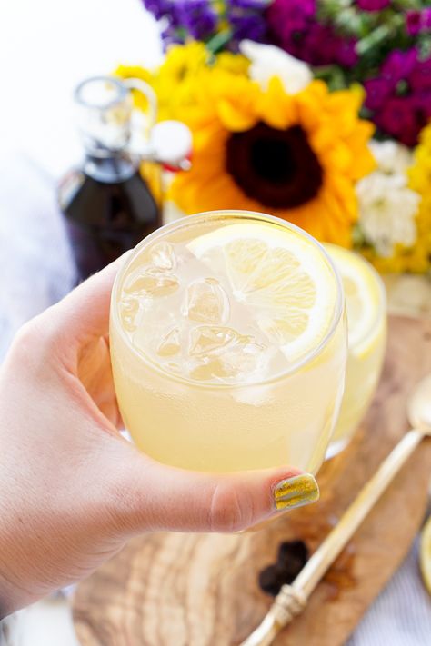 This Maple Lemonade is inspired by Maine and made with just lemon juice, maple syrup, and water. It's a refreshing cold drink for summer or fall! Maple Lemonade, Good Lemonade Recipe, Creative Drinks, Grapefruit Recipes, Mango Lemonade, Homemade Lemonade Recipes, Best Lemonade, Summer Drinks Alcohol, Summer Salads With Fruit