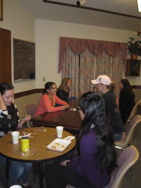 Speed Dating - A Get to Know You Mutual Activity (with links to questions to get you started) #yw #youngwomen #lds Speed Friendshipping, Speed Dating Questions, Mutual Activities, Get To Know You Activities, Youth Conference, Yw Activities, Women Activities, Relief Society Activities, Young Women Activities