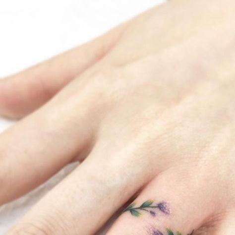 Floral Ring Tattoo, Flower Ring Tattoo, Watercolor Ring, Tattoo Wedding, Ring Tattoo, Tattoo Wedding Rings, Ring Tattoos, Wedding Tattoos, Flower Ring