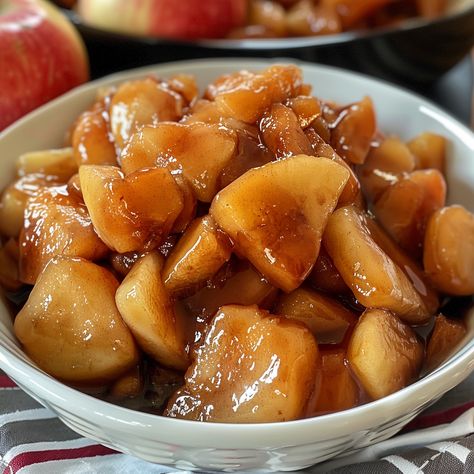 Slow Cooker Cracker Barrel Fried Apples Cracker Barrel Fried Apples, Baked Apple Fritters, Indian Pudding, Potatoe Pancake Recipe, Southern Breakfast, Homemade Apple Pie Filling, Broccoli Cheese Soup Recipes, Salmon Patties Recipe, Pasta Recipes Alfredo