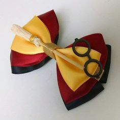 Scorpius And Rose, Harry Potter Etsy, Anniversaire Harry Potter, Theme Harry Potter, Diy Bows, Harry Potter Christmas, Harry Potter Crafts, Harry Potter Theme, Harry Potter Birthday