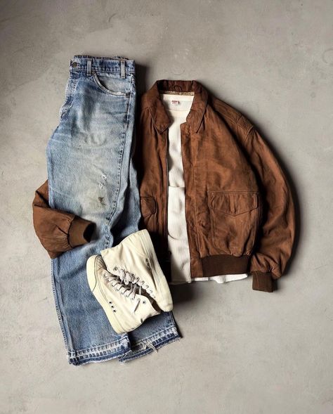 A2 Flight Jacket, Mens Casual Dress Outfits, Guys Clothing Styles, Vintage Sneakers, The Himalayas, Mens Casual Dress, Flight Jacket, Men Fashion Casual Outfits, Swaggy Outfits