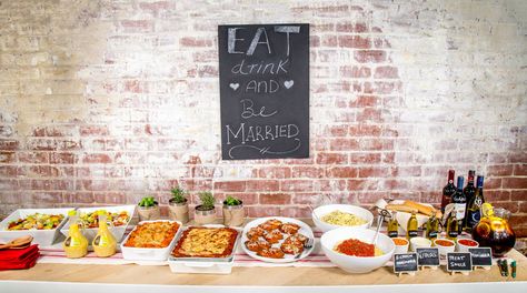 Garden Wedding Food, Italian Rehearsal Dinner, Olive Garden Catering, Rehearsal Dinner Themes, Wedding Food Ideas, Italian Theme, Easy Italian, Socal Wedding, Dinner Themes