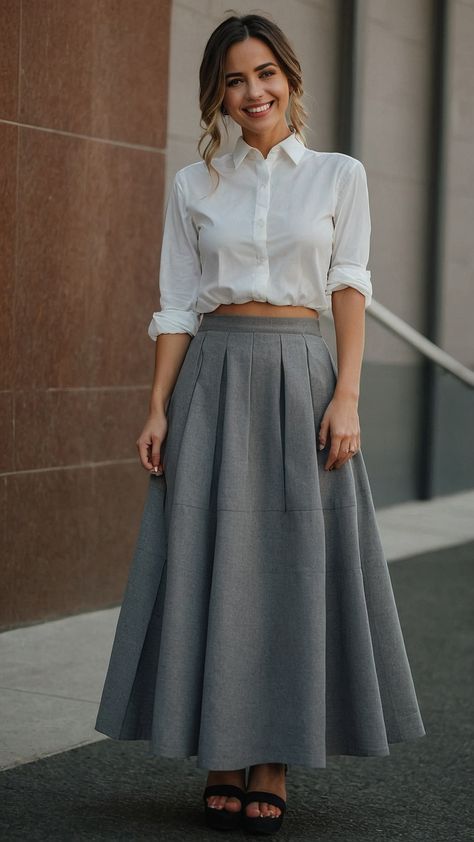 Discover a variety of skirt outfit ideas including long mini cute tennis short floral black mini long denim midi white black long black maxi and jean skirts Elevate your style with these versatile options for any occasion 15 Outfits, Skirt Outfit Ideas, Crisp White Blouse, Jean Skirts, Mini Cute, Fitted Turtleneck, Skirt Outfit, Trendy Sneakers, Black Maxi