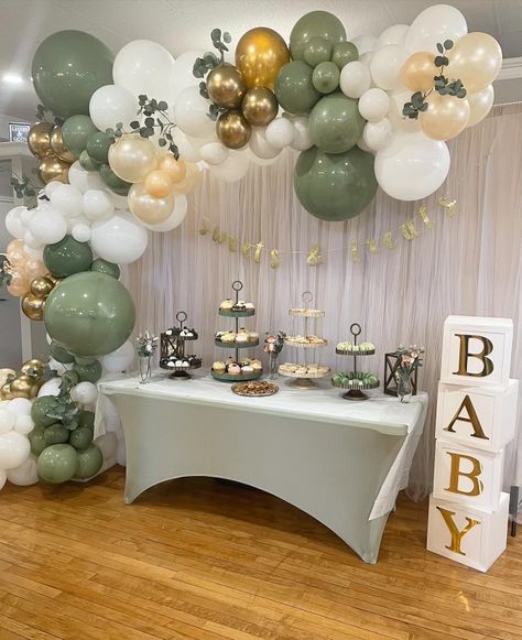 Sage Green Gender Reveal Decorations, Twins Baby Shower Ideas Decoration, Earthy Graduation Party Decor, Earth Tone Baby Shower Ideas Boy, Green Boho Baby Shower Decor, Gender Reveal Sage Green, Sage Decorations Party, Gender Reveal Ideas Sage Green, Baby Shower Decor Ideas Neutral