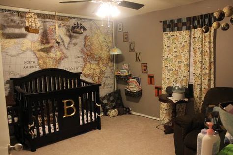 Love this idea! Airplane Nursery Theme, Travel Theme Nursery, Airplane Nursery, Suitcase Storage, Unique Nursery, Map Wallpaper, Themed Nursery, Travel Inspired, A Plane