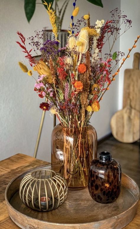 Dried Flowers Vase Ideas, Dried Flowers Ideas Decor Vase, Flower Wall Decor Diy, Diy Dried Flower Arrangement, Vase Dried Flowers, Forest Theme Wedding, Home Decor Hooks, Flower Arrangements Simple, Bouquet Arrangements