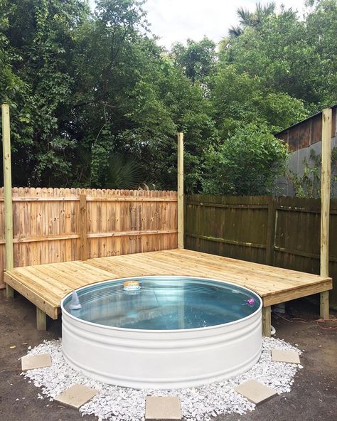 Galvanized Stock Tank Pool Ideas, Tank Pool Ideas, Stock Tank Pool Ideas, Stock Tank Hot Tub, Galvanized Stock Tank, Stock Tank Swimming Pool, Cowboy Pool, Tank Swimming Pool, Stock Pools