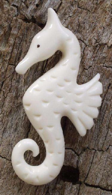 Soap Carving Ideas Easy Perla, Perla Soap Sculpture Easy, Perla Soap Sculpture, Soap Sculpture Easy Ideas, Soap Carving Ideas, Soap Carving Patterns, Diy Soap Carving, Soap Sculpture, Deer Antler Crafts