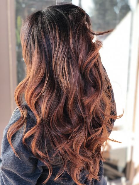 Warm tones. Copper red balayage Red Tones Balayage, Copper Red Balayage, Copper Balayage Brunette, Baylage Hair, Spring Hair Trends, Copper Balayage, Red Balayage, Spring 23, Hair 2024